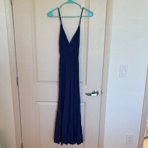 Chic Navy Sleeveless Dress